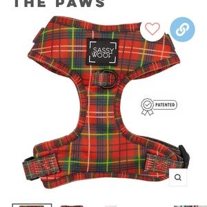 NWT Sassy Woof Medium Dog Harness: Christmas Deck the Paws